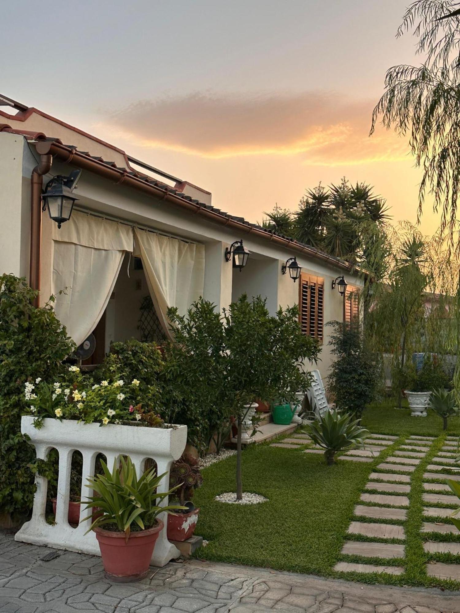 Casa Himera Fontane Bianche Exterior foto